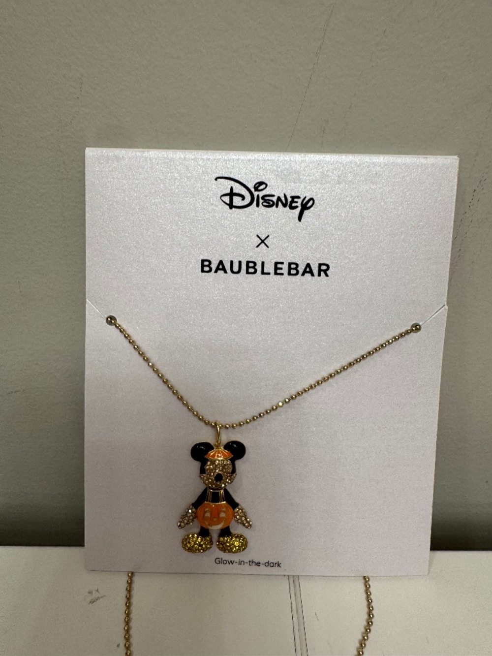 Disney x BaubleBar Mickey Mouse Pumpkin Halloween Necklace Glow In The Dark NWT